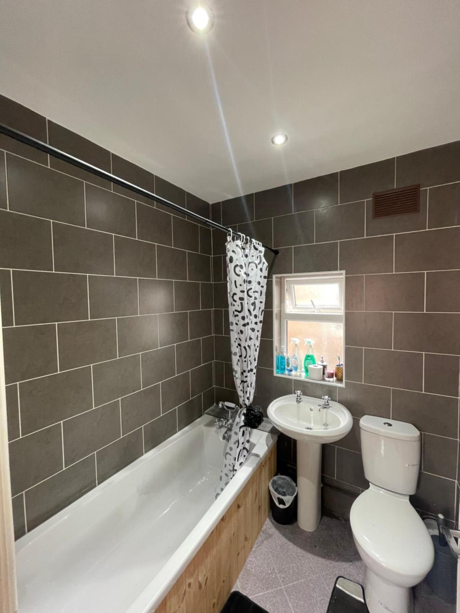 Luxestay Rooms - Old Trafford Μάντσεστερ Εξωτερικό φωτογραφία